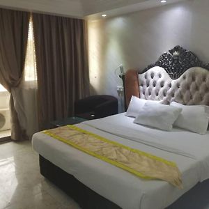 Sona-Gold Starview Palace Hotel